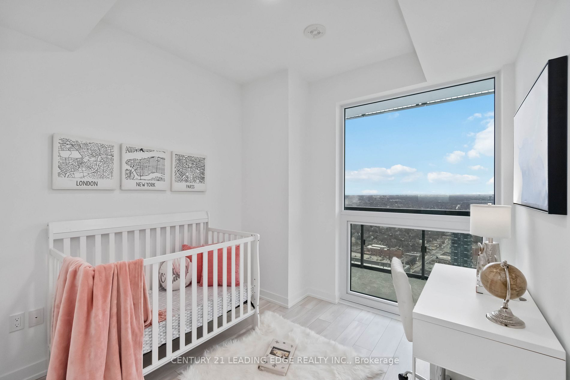 39 Roehampton Ave, #4109