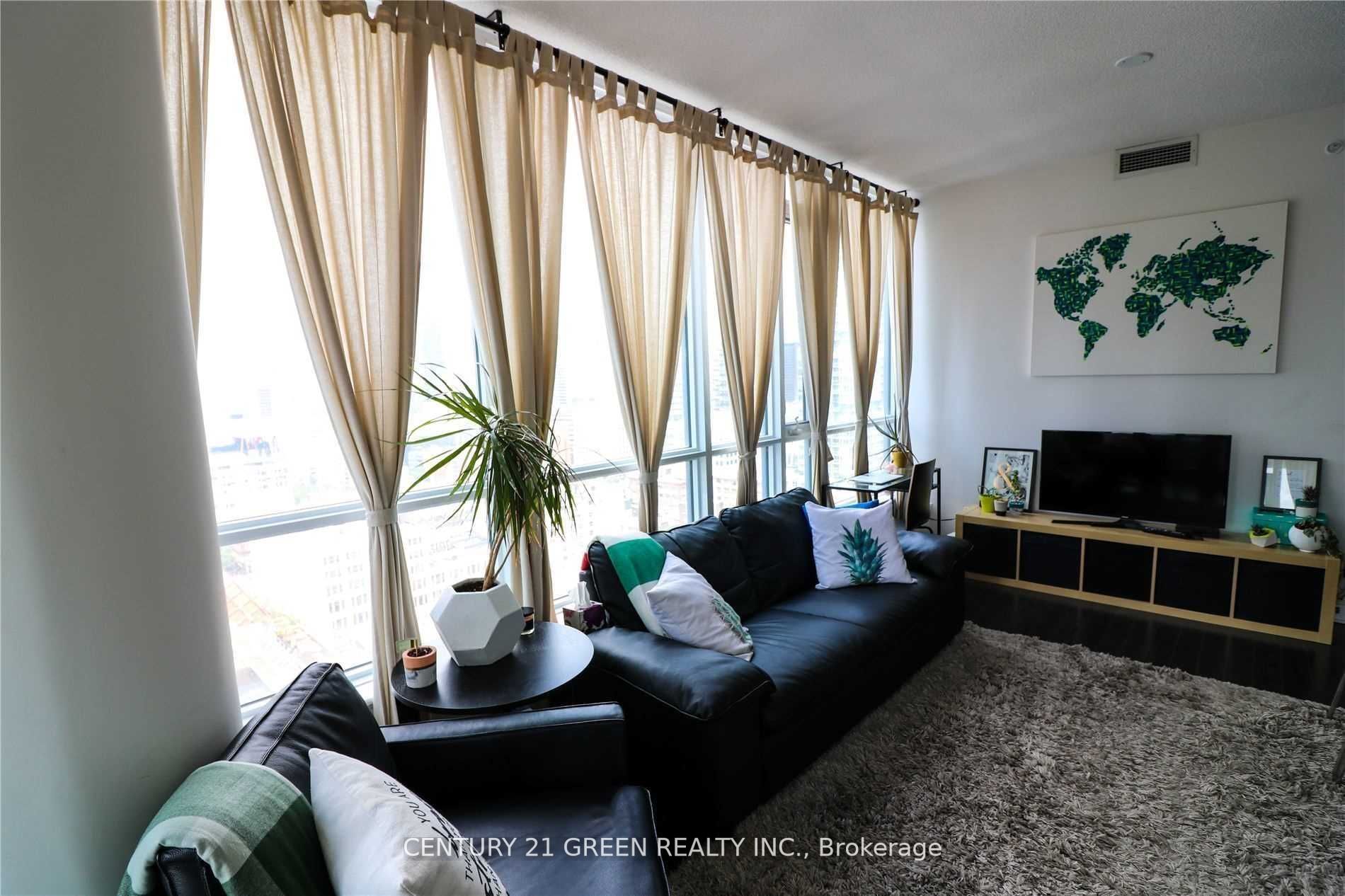 295 Adelaide St, #2402