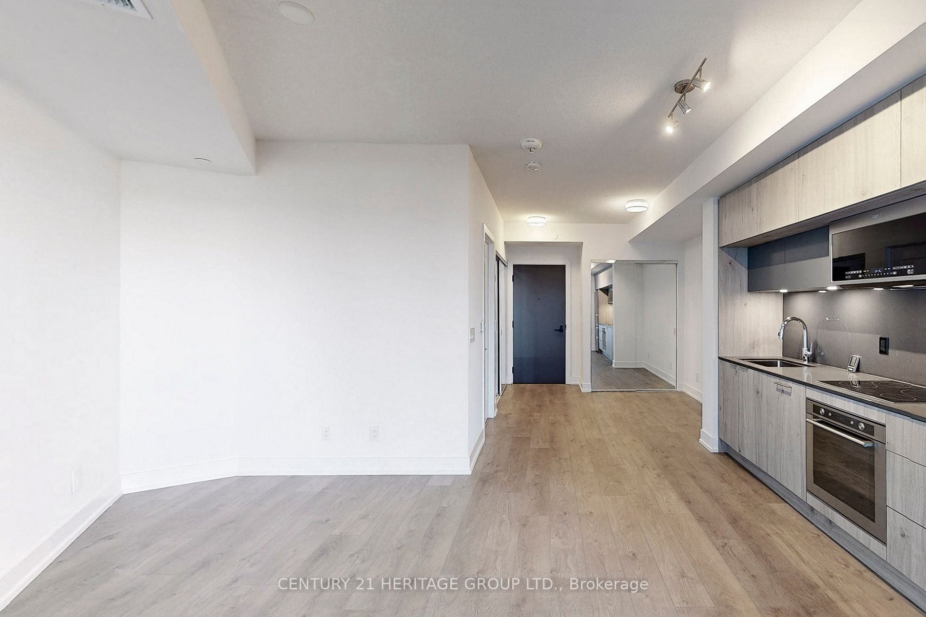 25 Adra Grado Way N, #901