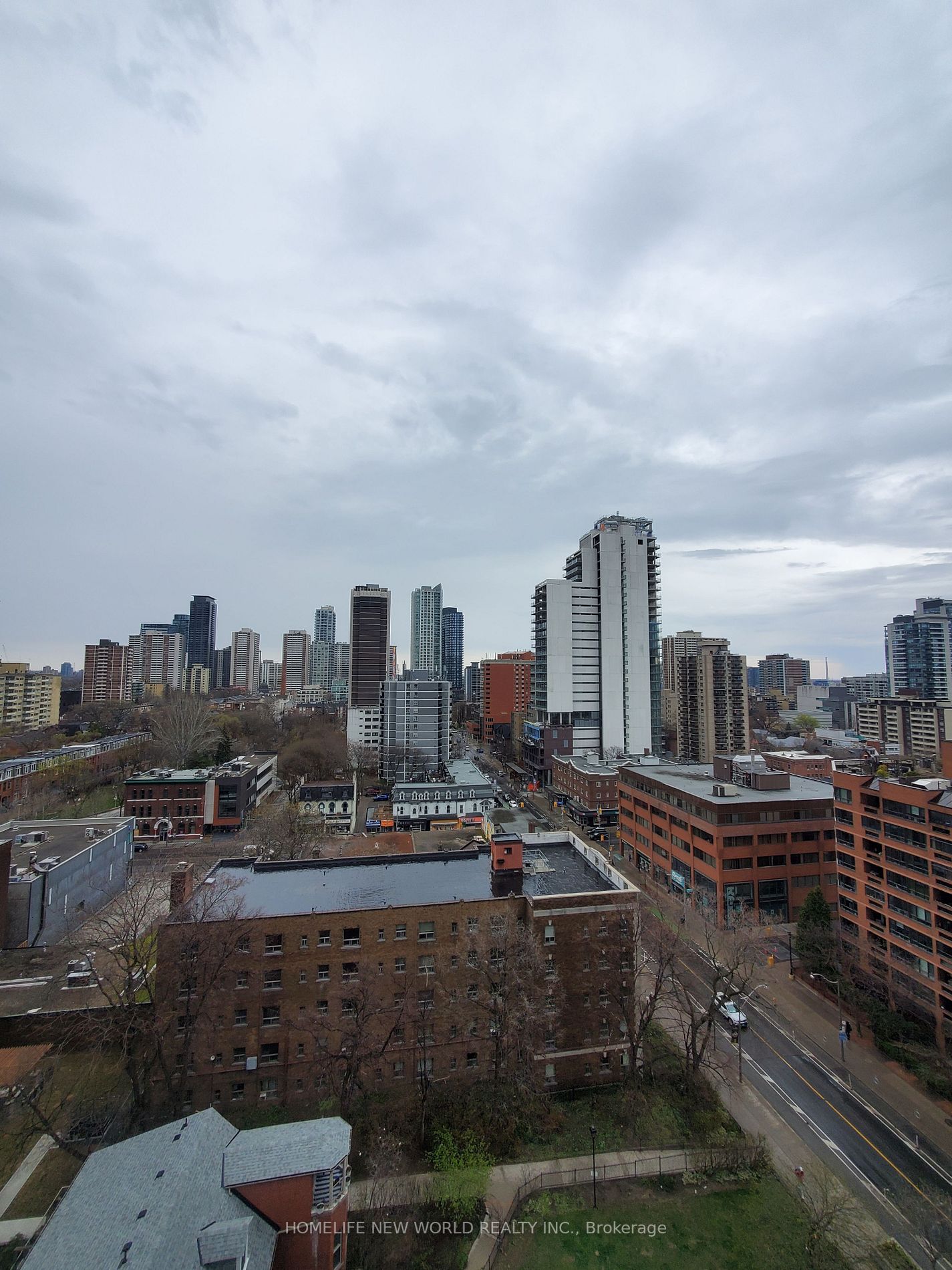 50 Wellesley St E, #1605
