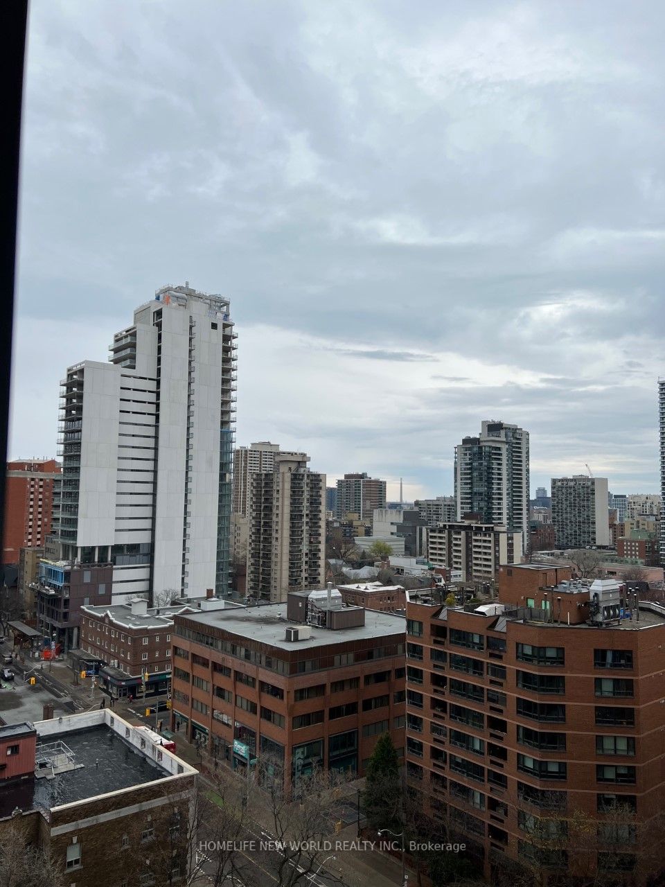 50 Wellesley St E, #1605