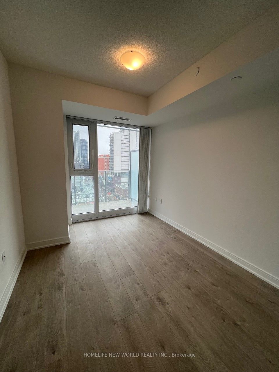 50 Wellesley St E, #1605