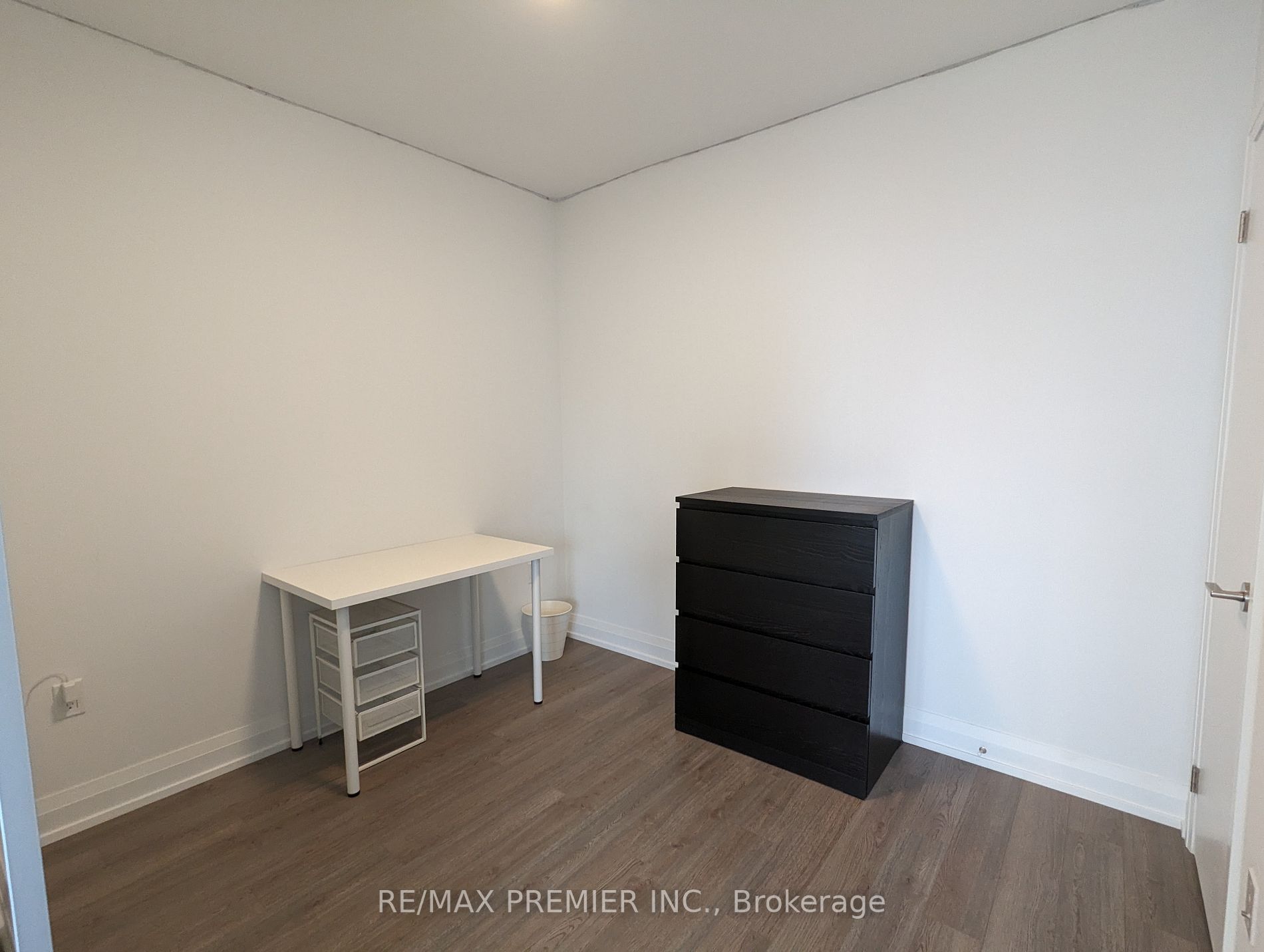 77 Mutual St, #3605