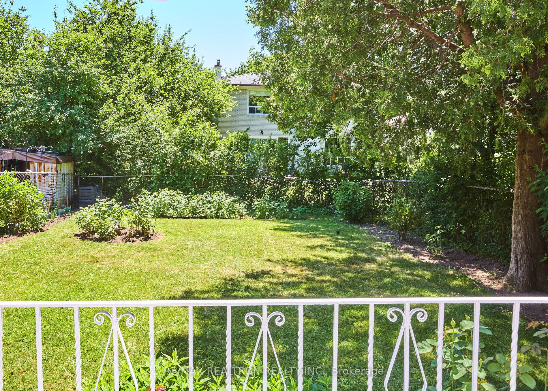 55 Fisherville Rd