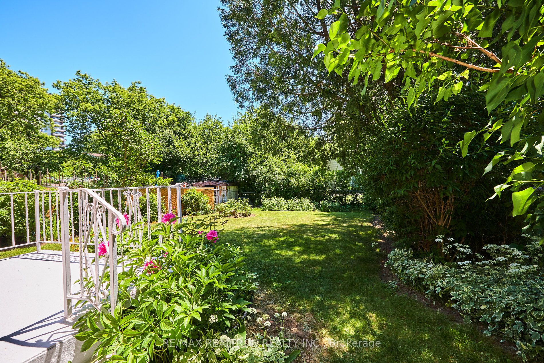 55 Fisherville Rd