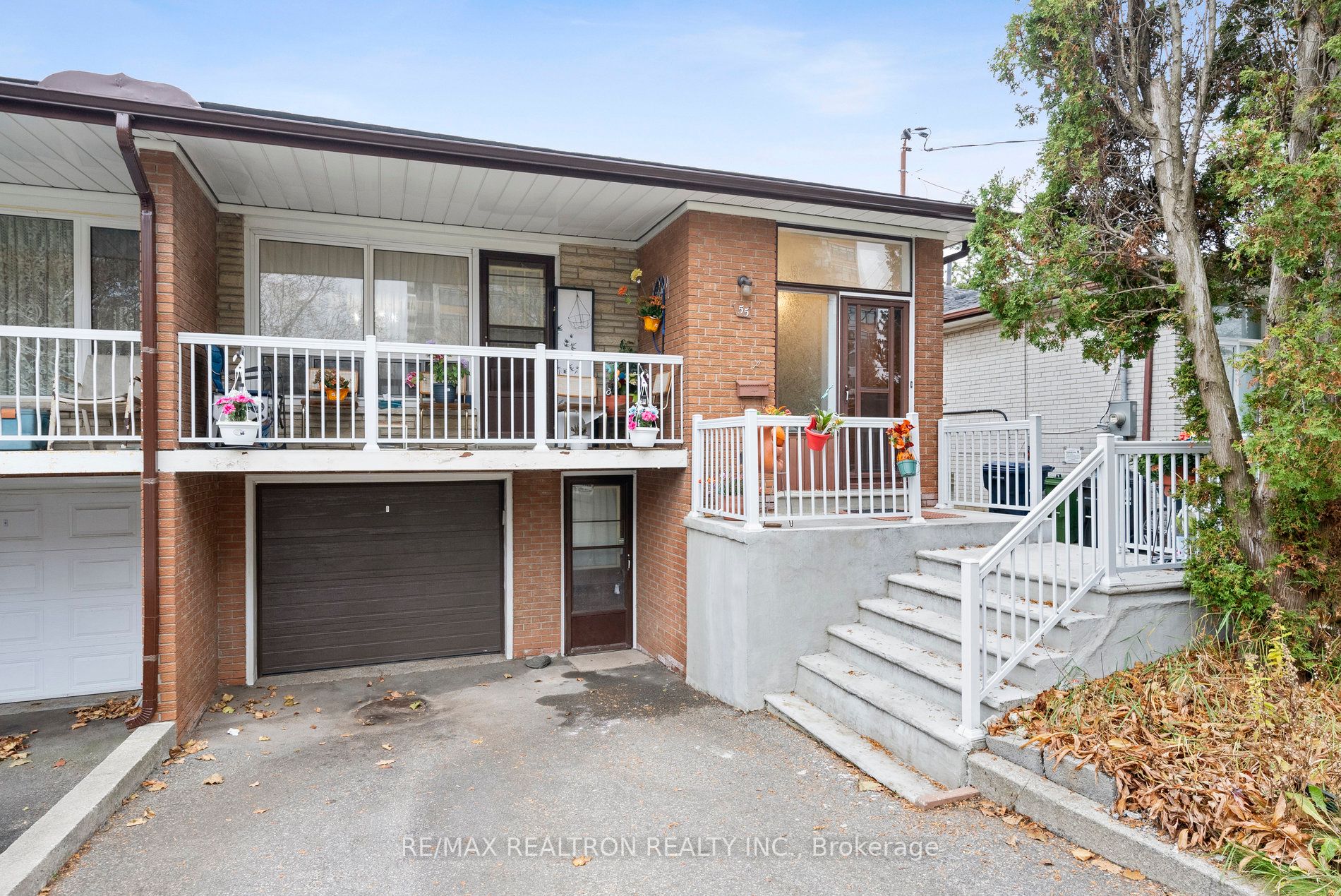 55 Fisherville Rd