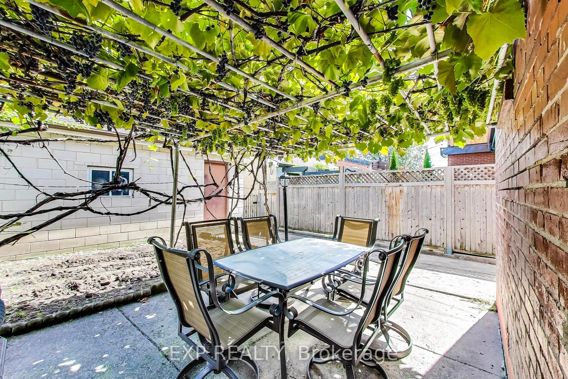 53 Beatrice St, #Main