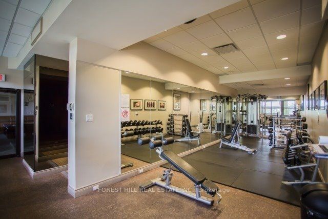 65 Harbour Sq, #1707