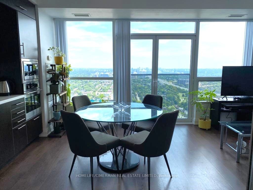 5 Sheppard Ave E, #3824