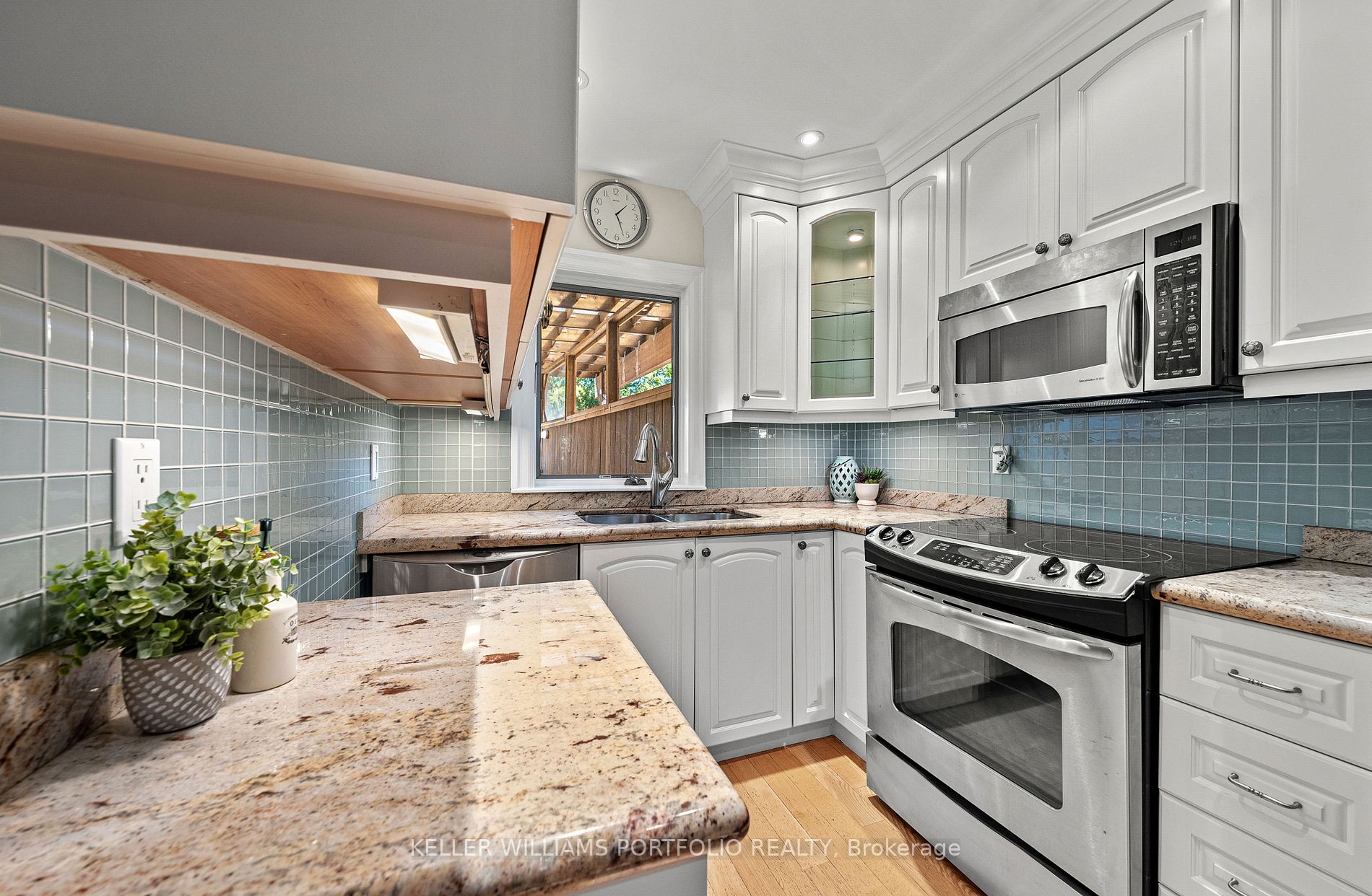 35 Belcourt Rd