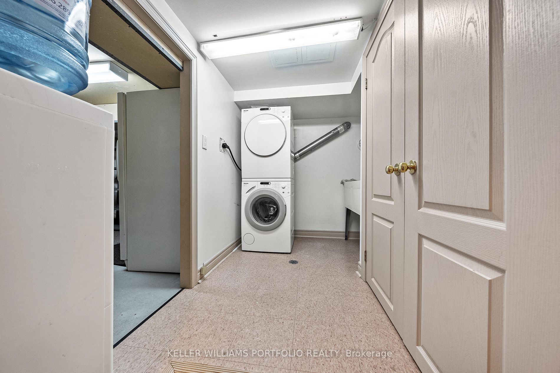 35 Belcourt Rd