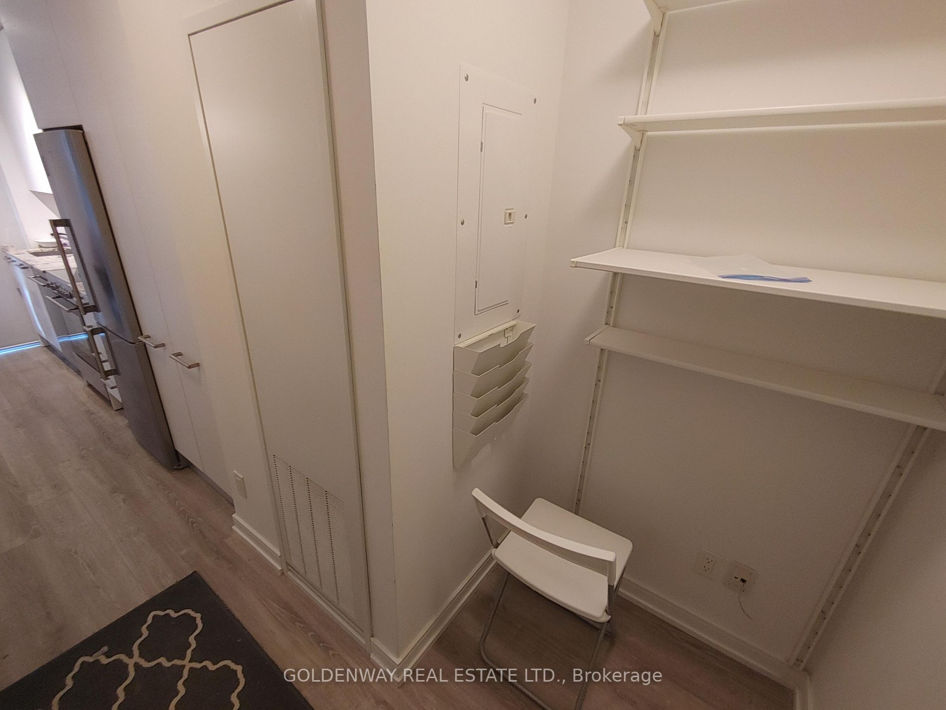 28 Wellesley St E, #1110