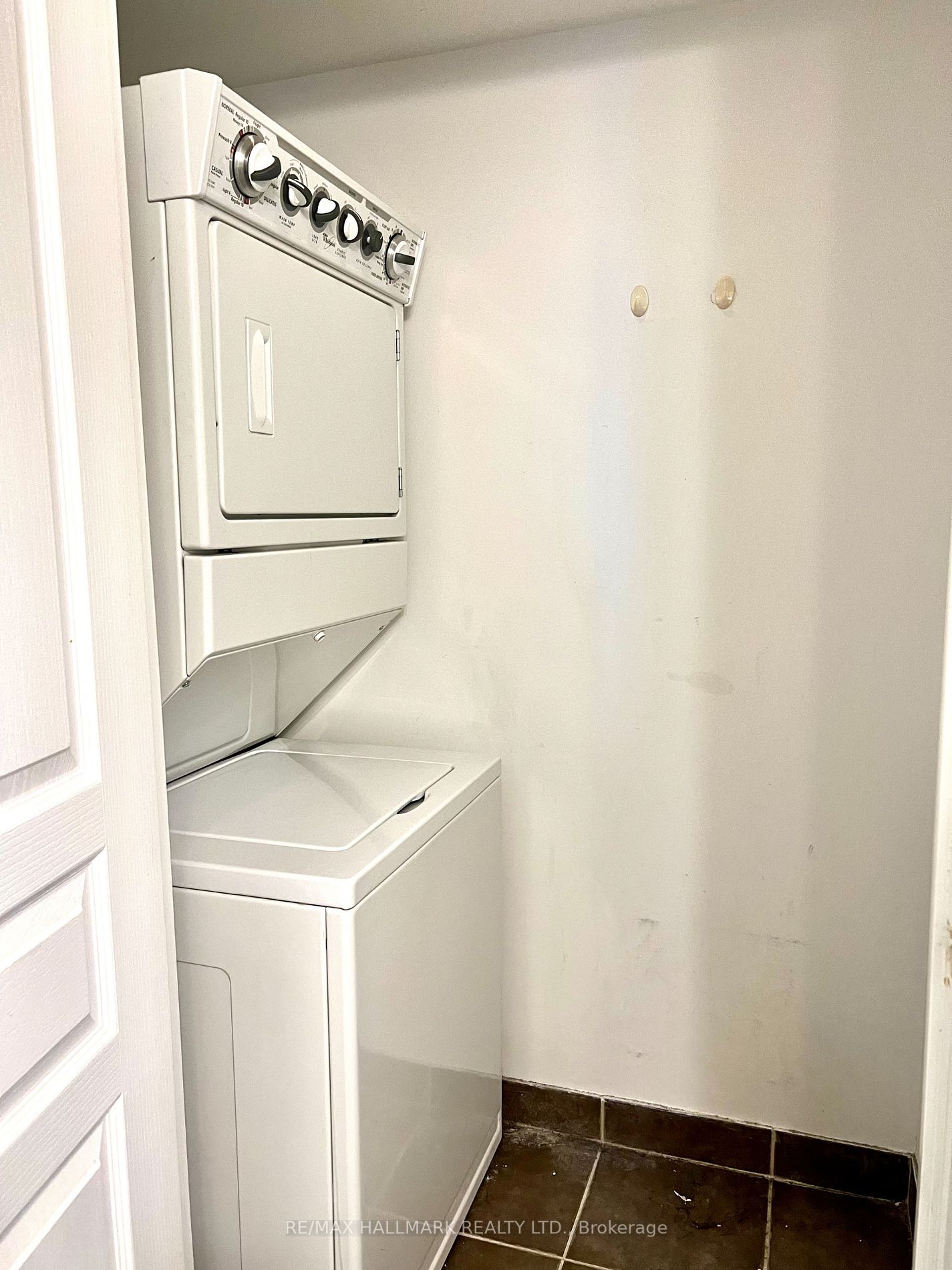 10 Northtown Way, #2608