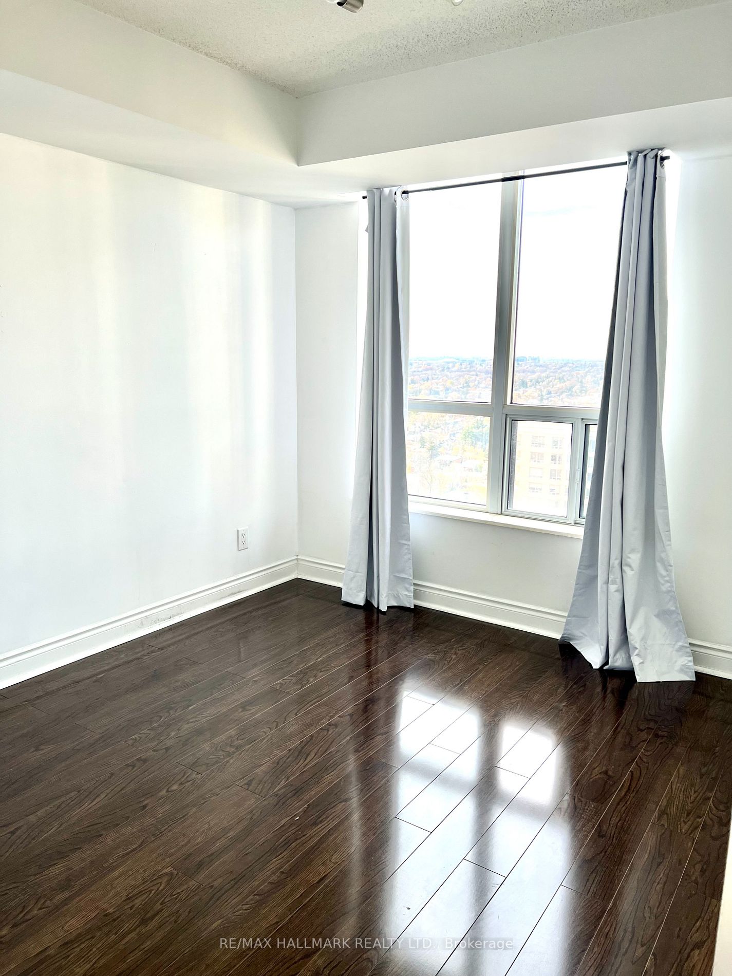 10 Northtown Way, #2608