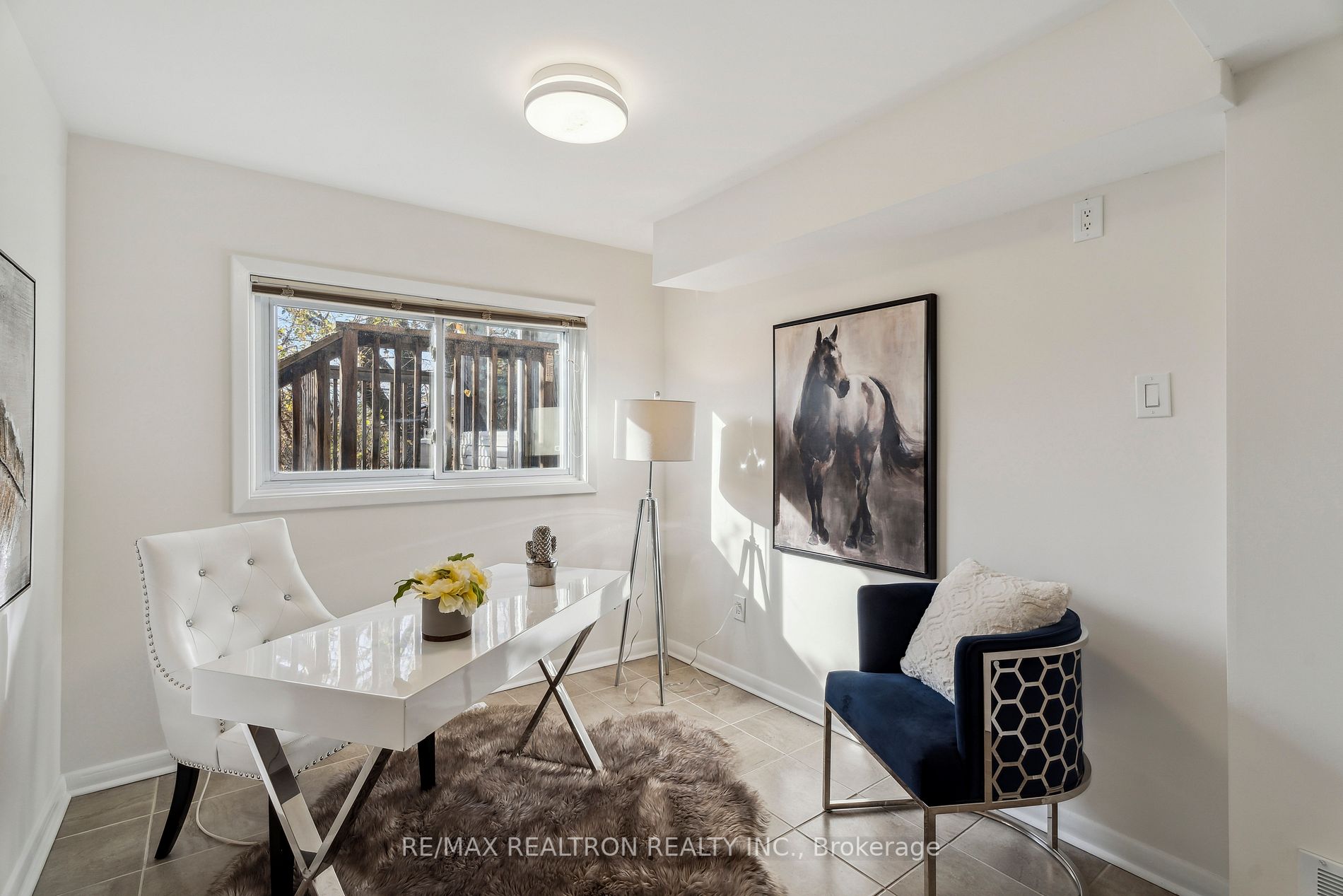 6 Lantana Crt