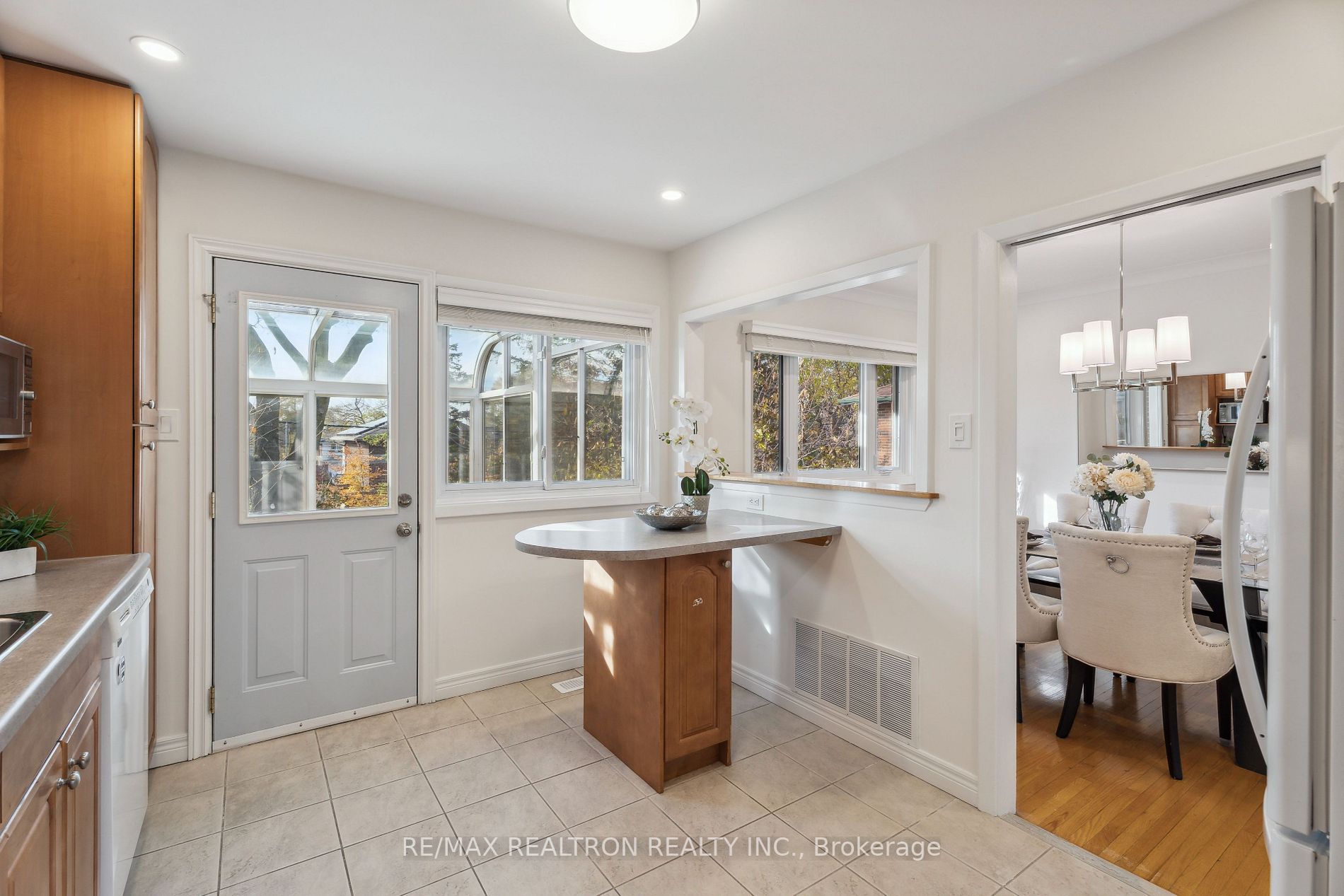 6 Lantana Crt