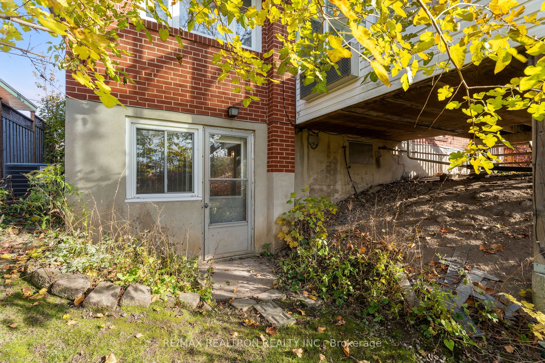 6 Lantana Crt
