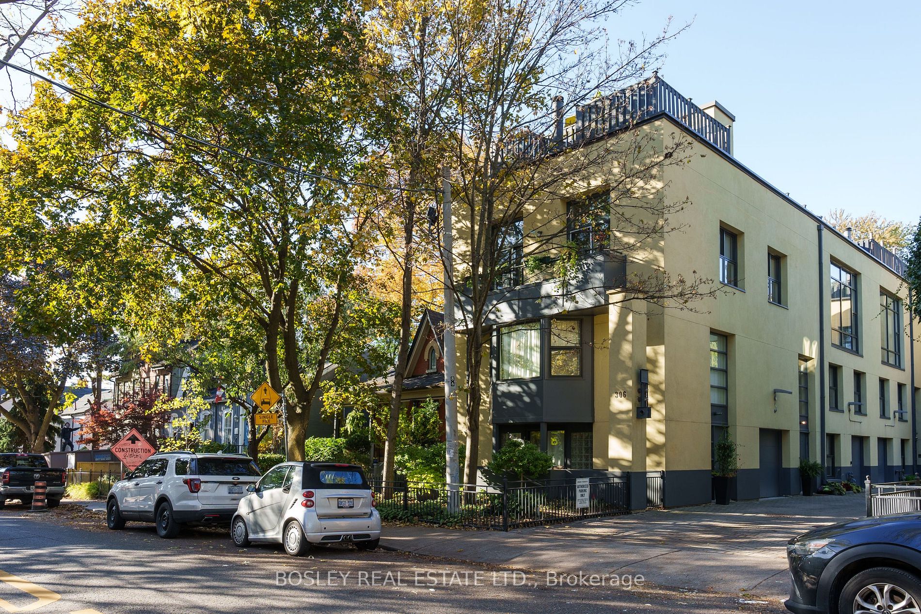 306 Sackville St, #2