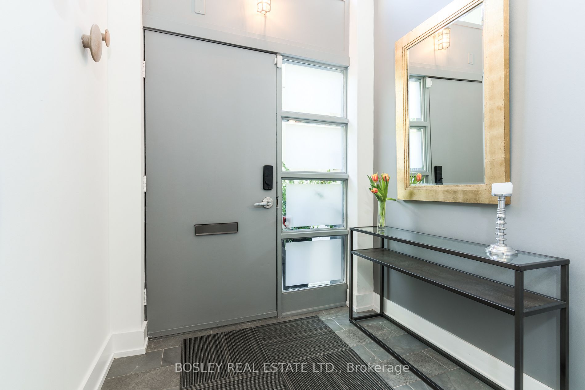 306 Sackville St, #2