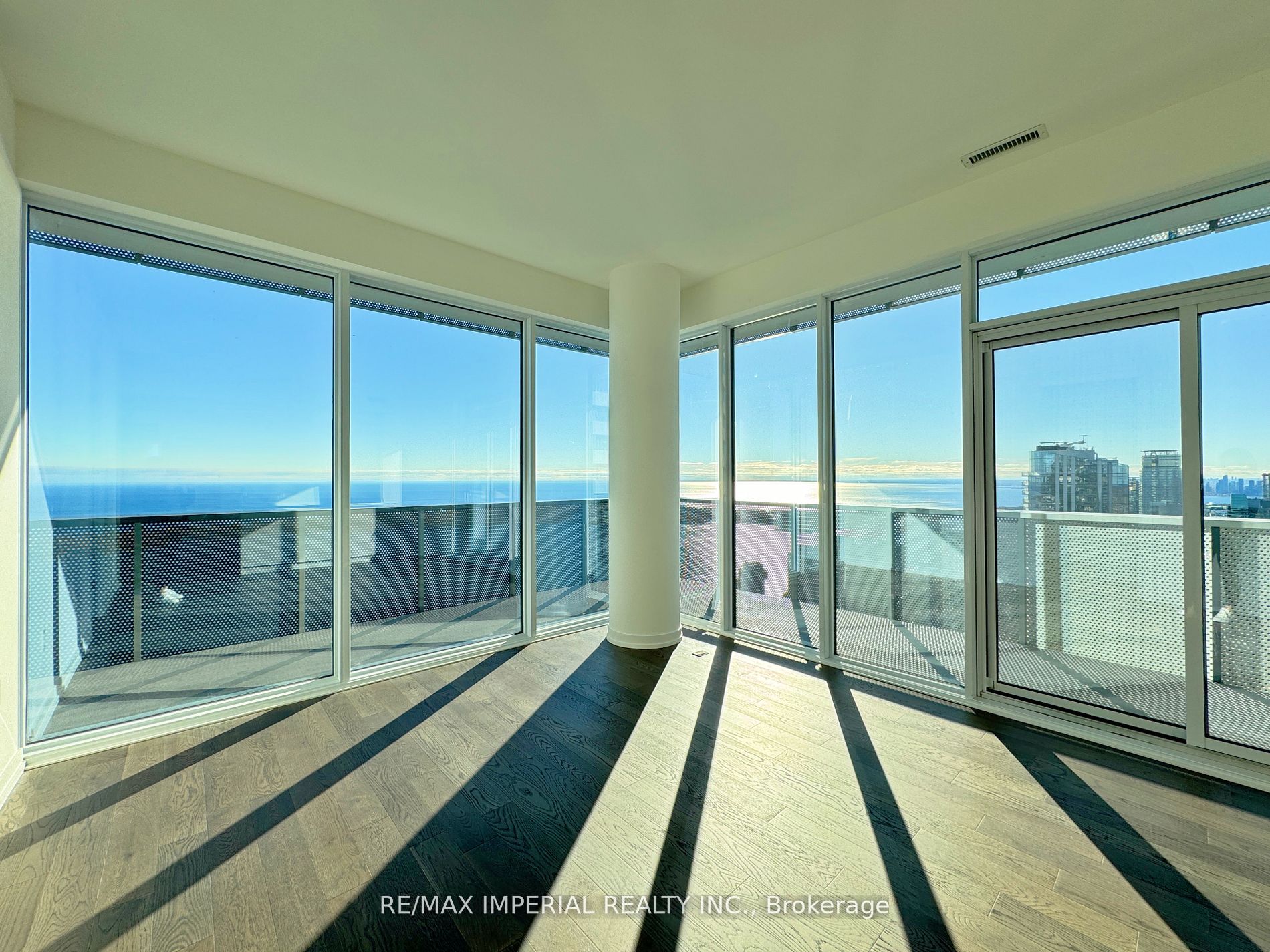 138 Downes St, #Ph209
