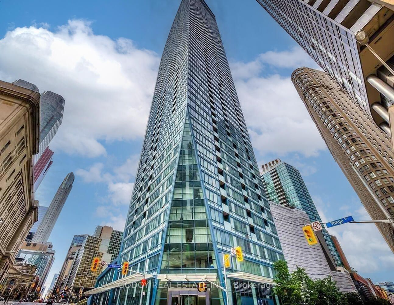 8 The Esplanade, #4102