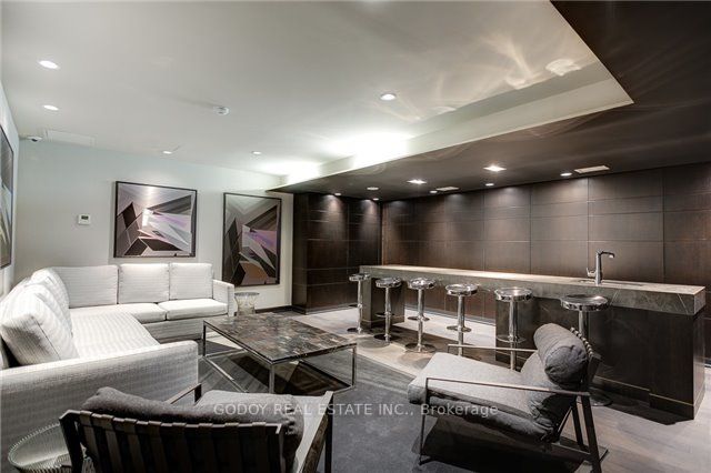8 The Esplanade, #4102