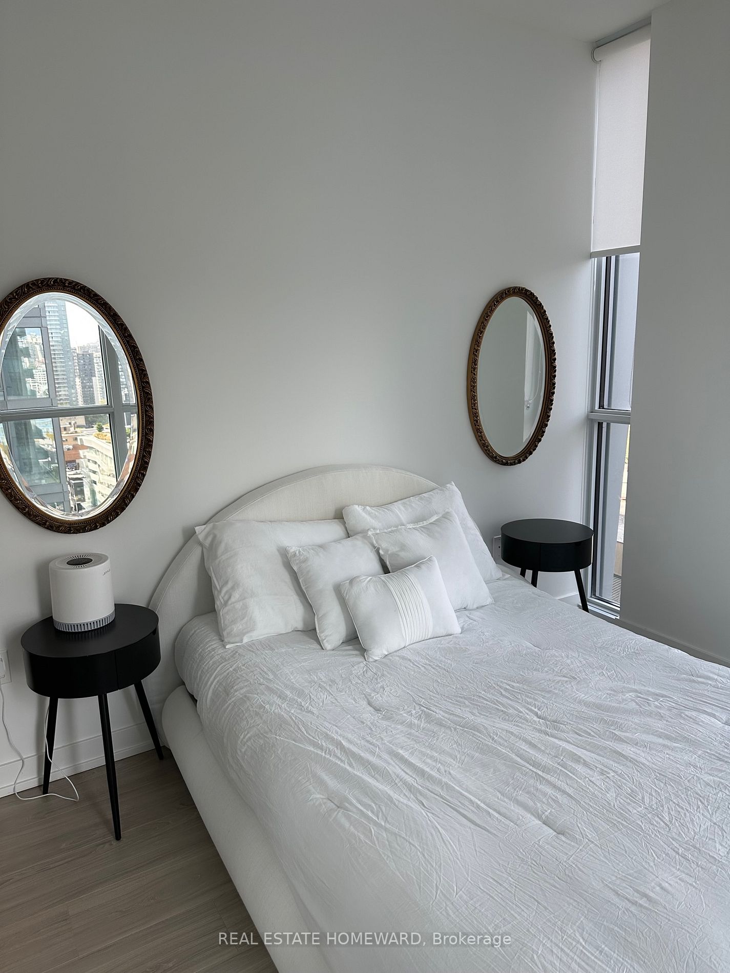 1 Yorkville Ave, #1611