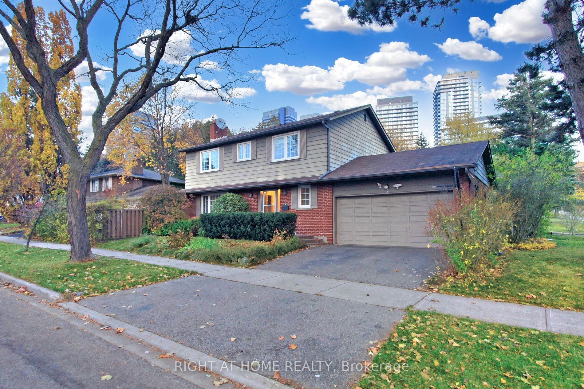 2 Farmview Cres
