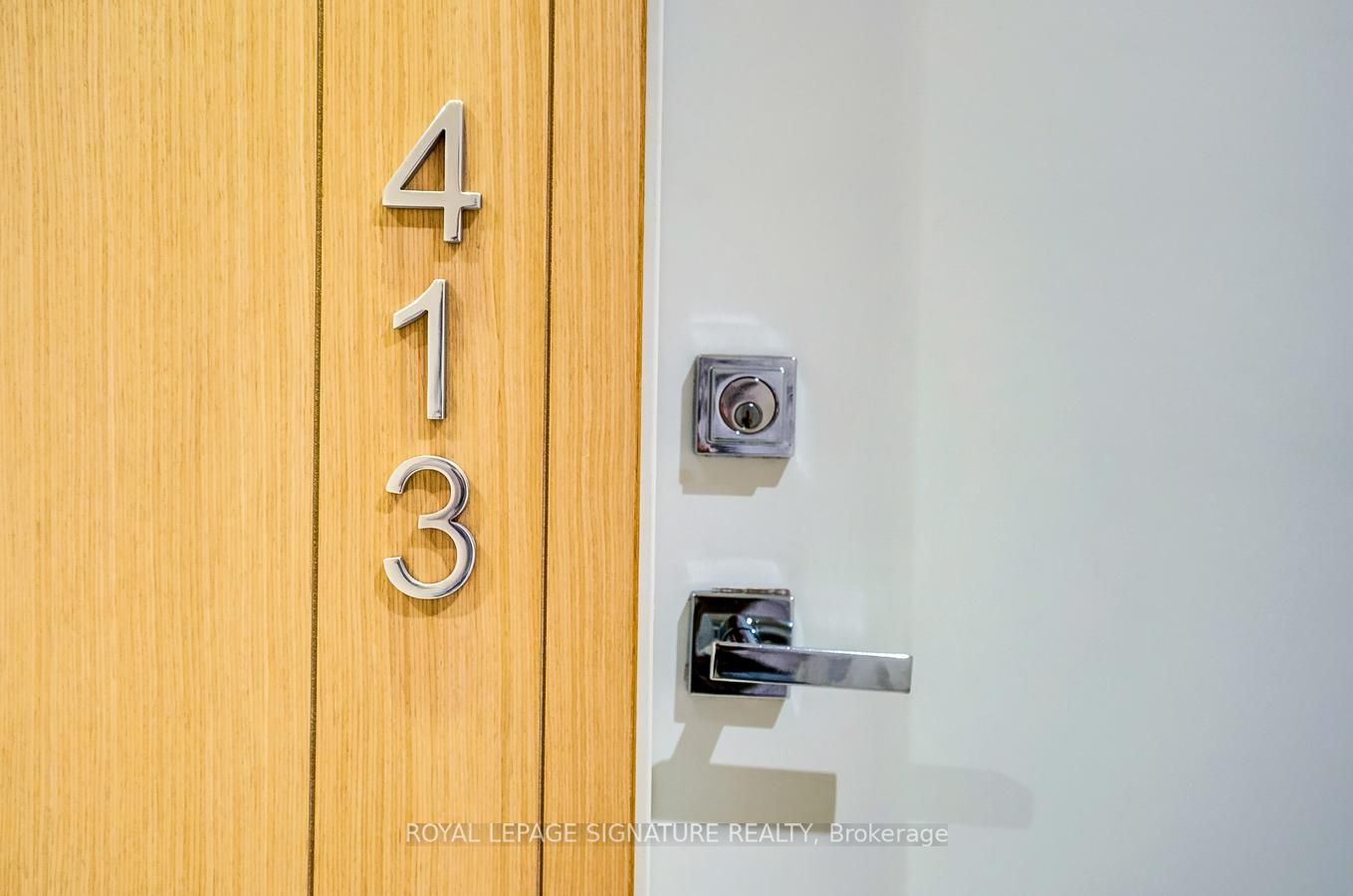 99 The Donway W, #413