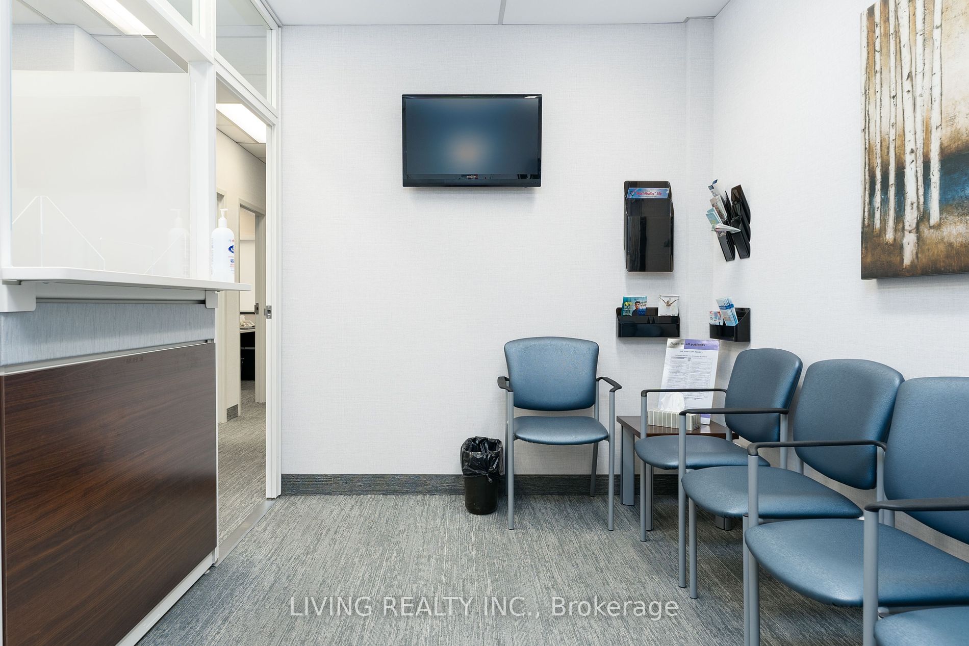 1100 Sheppard Ave E, #202