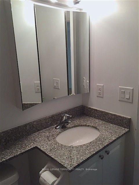 5508 Yonge Street, #PH11
