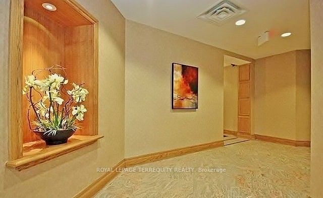 5508 Yonge Street, #PH11