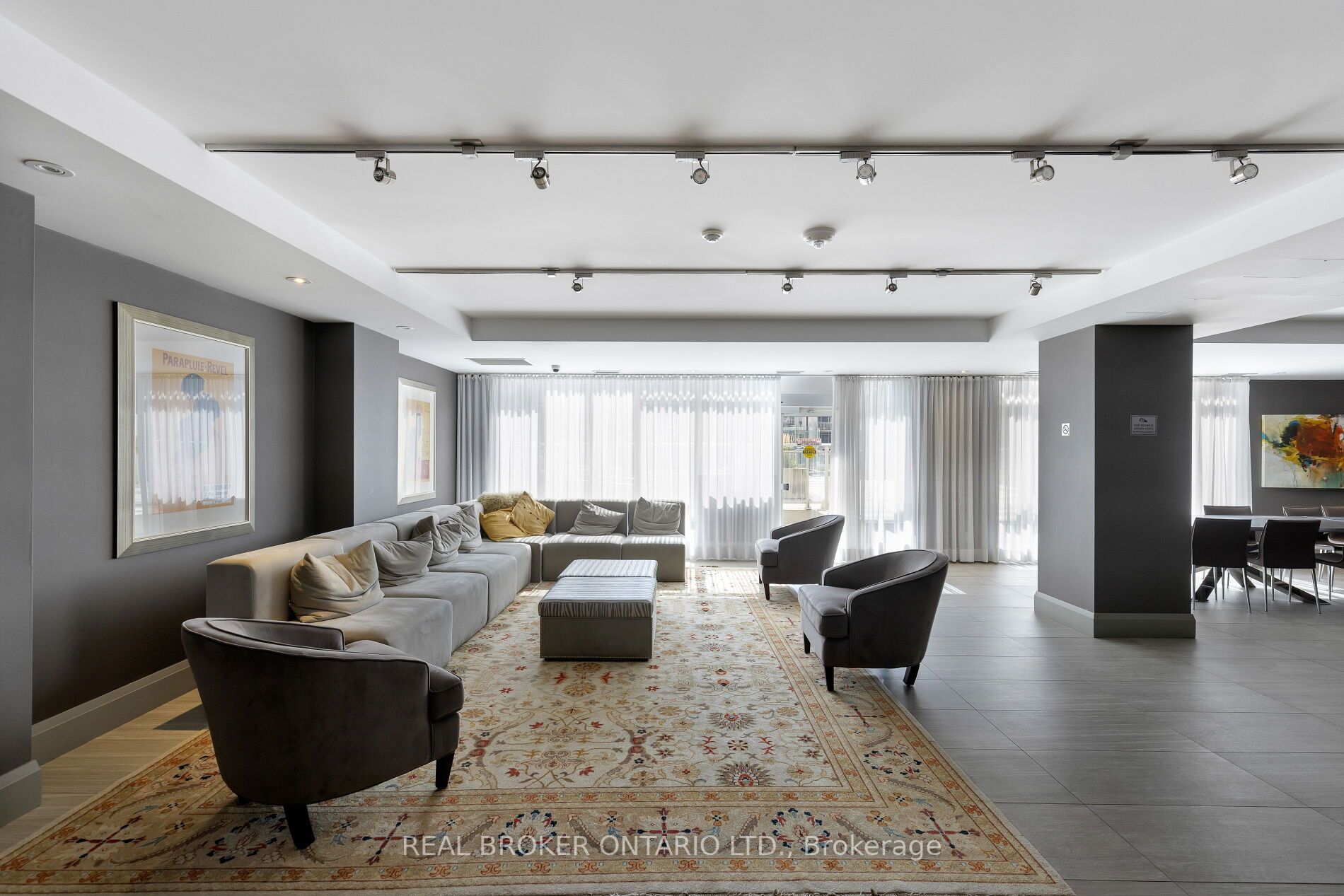 35 Bastion St, #809