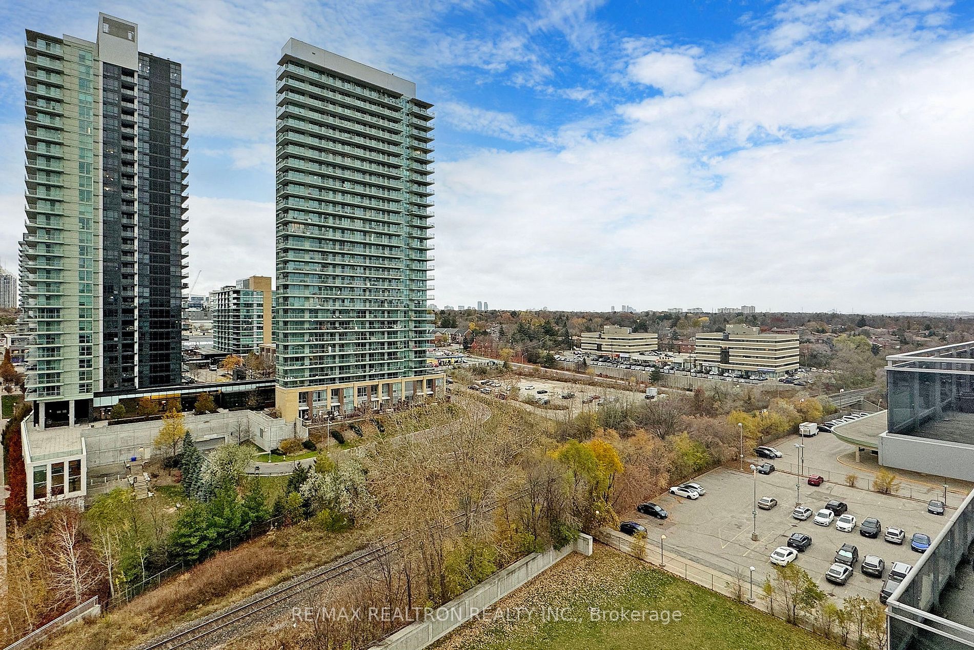 2756 Old Leslie St, #1020