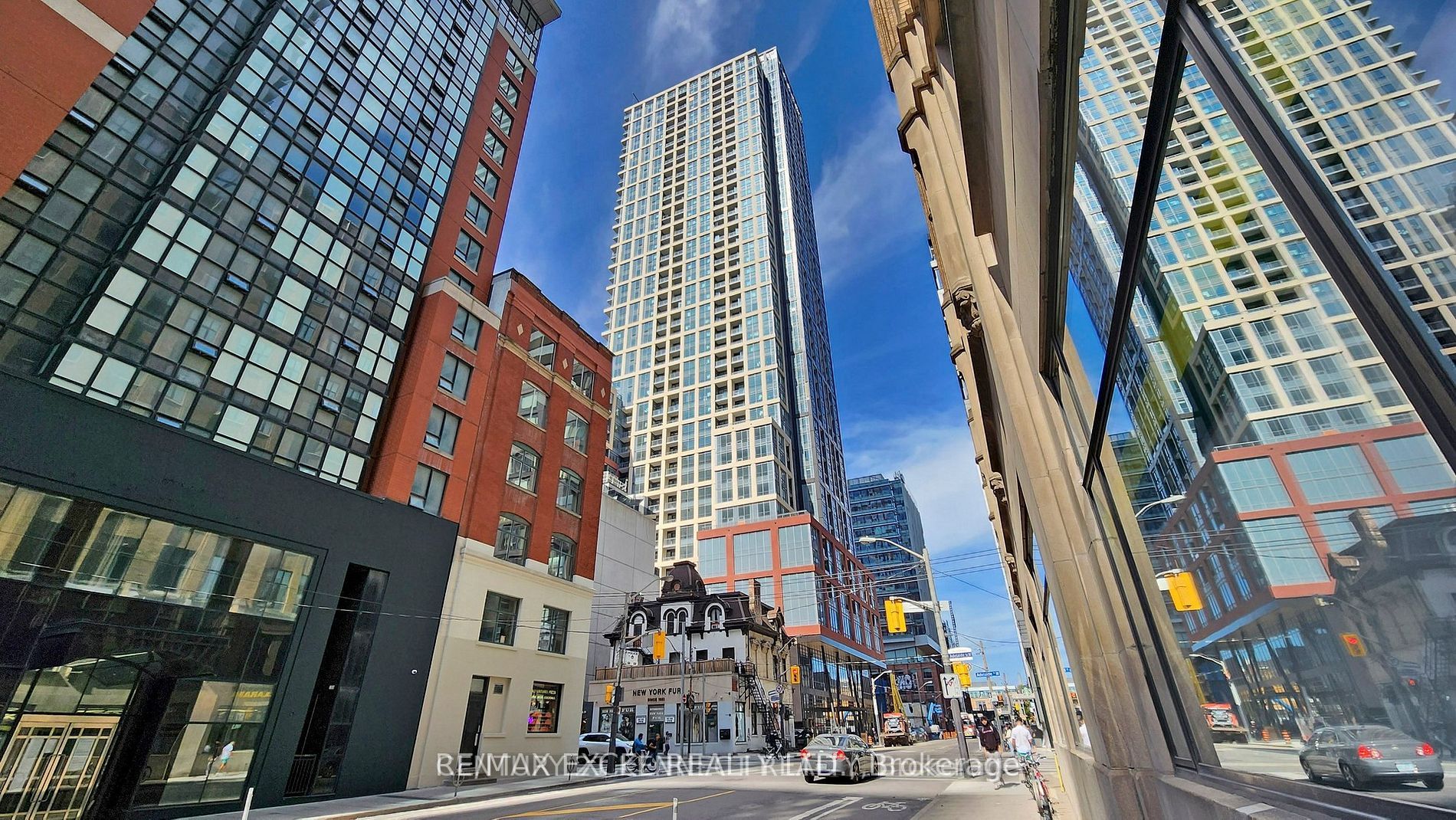 108 Peter St, #1613