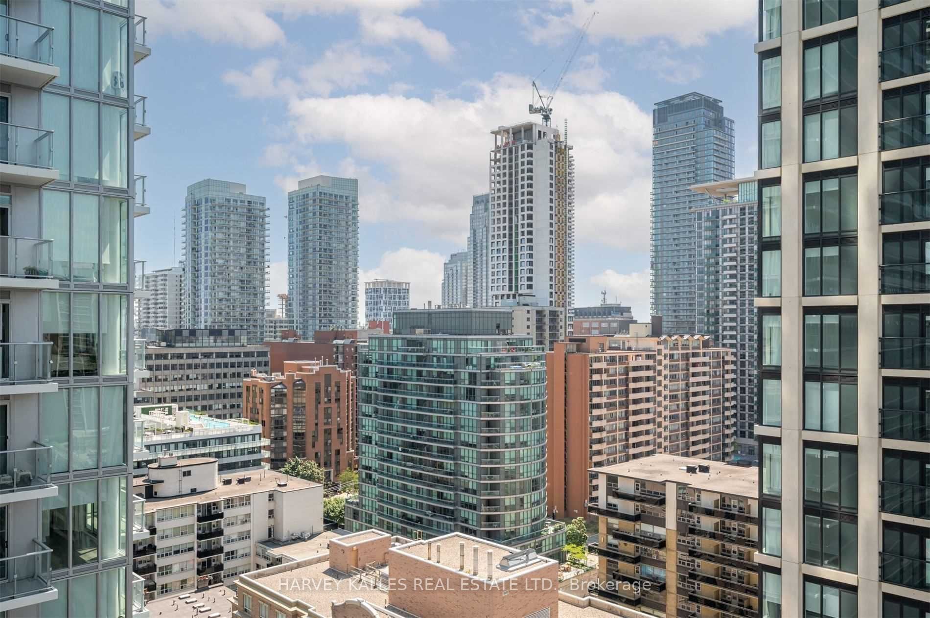 99 Broadway Ave, #1509
