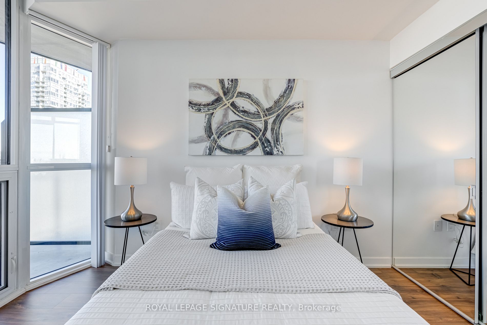 99 John St, #2207