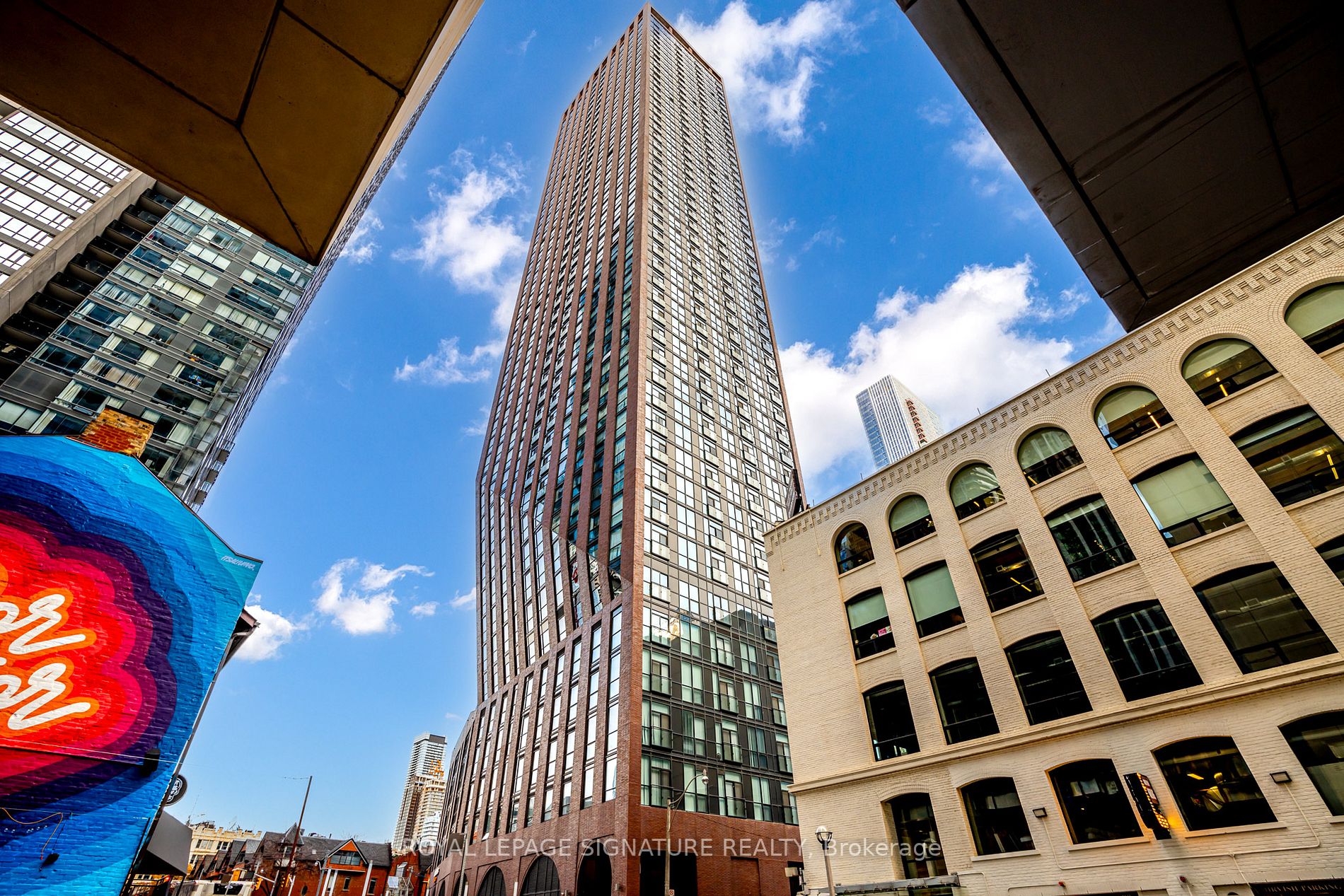 99 John St, #2207