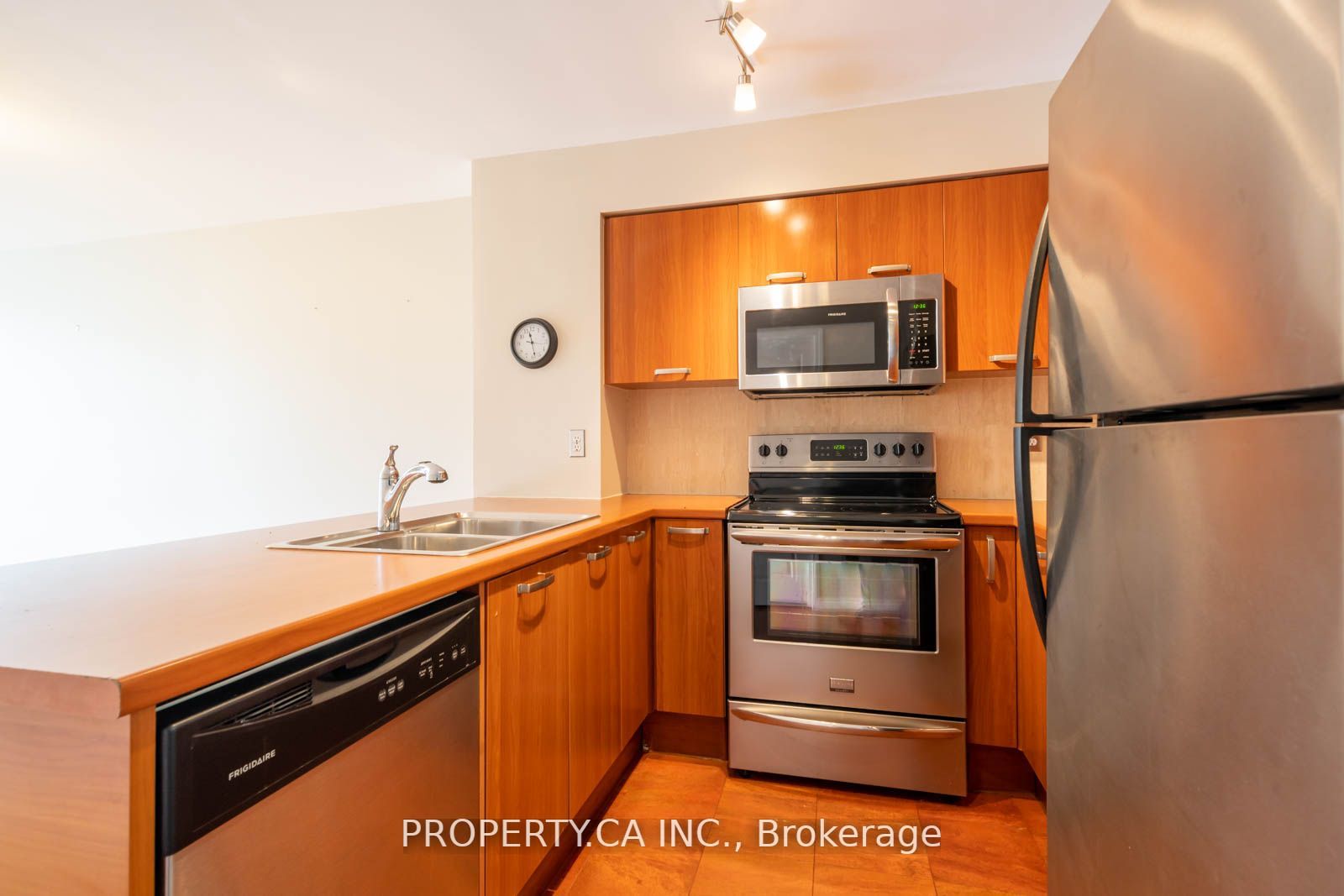 55 Harrison Garden Blvd, #201