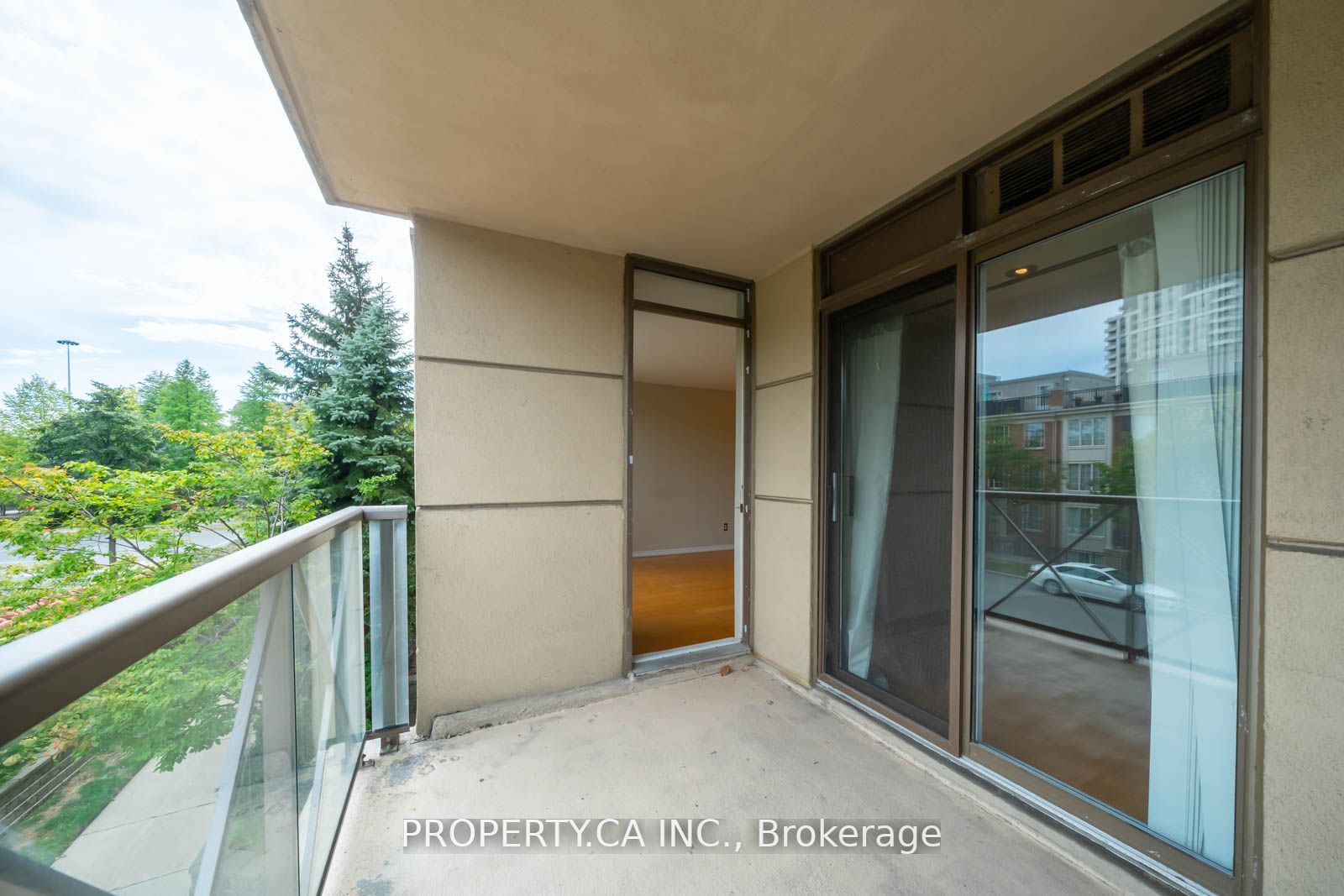 55 Harrison Garden Blvd, #201