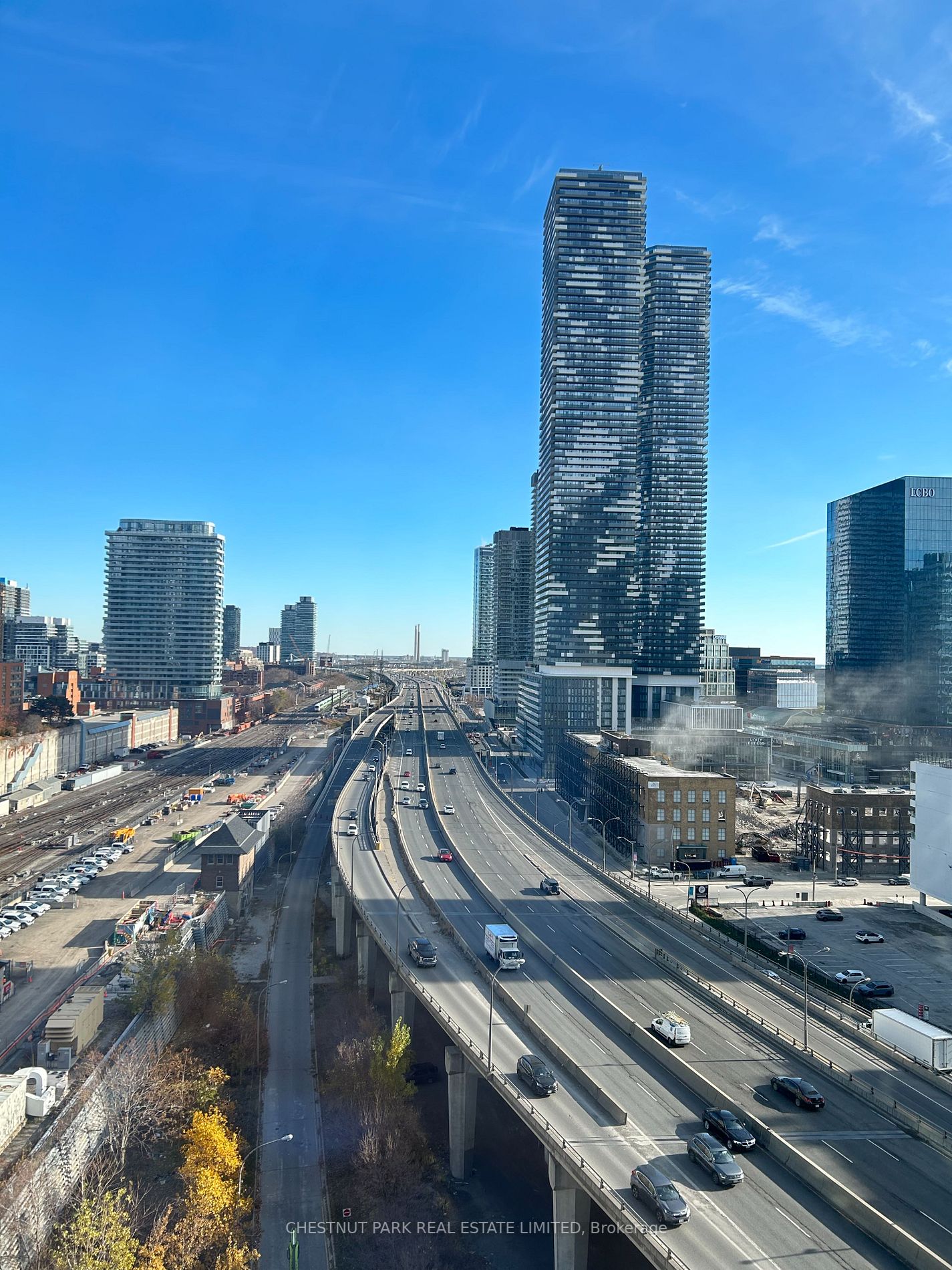18 Yonge St, #1608