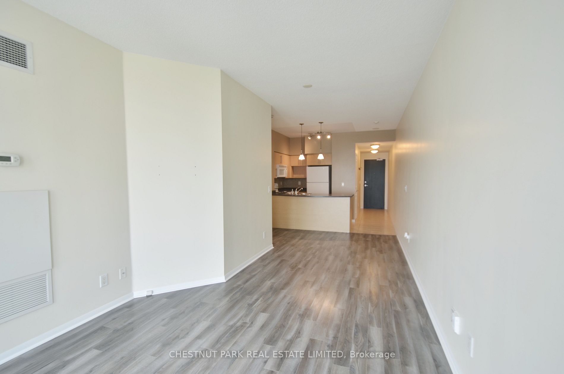 18 Yonge St, #1608
