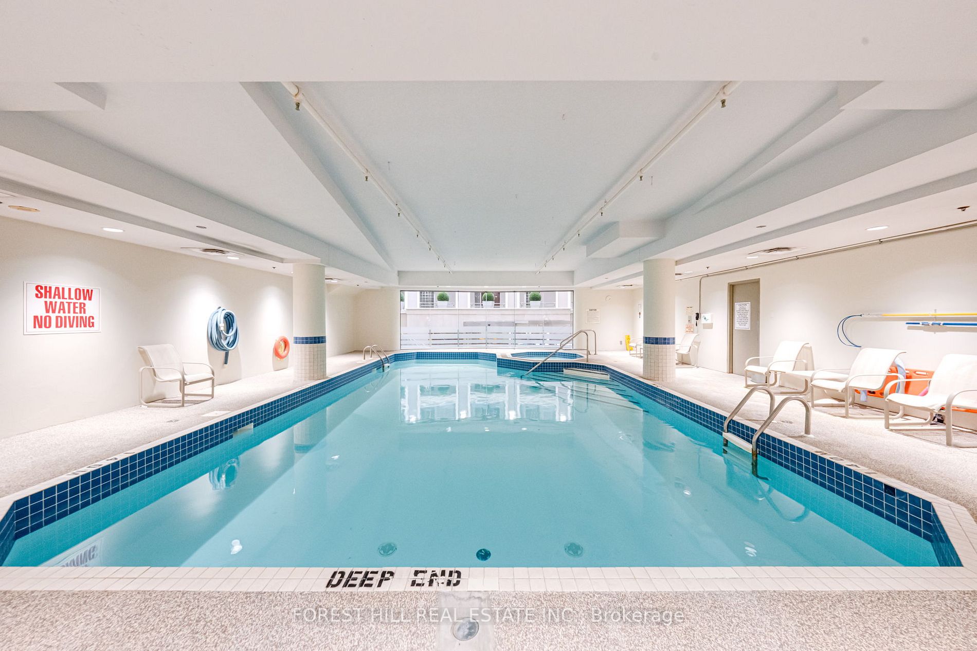 2727 Yonge St, #416