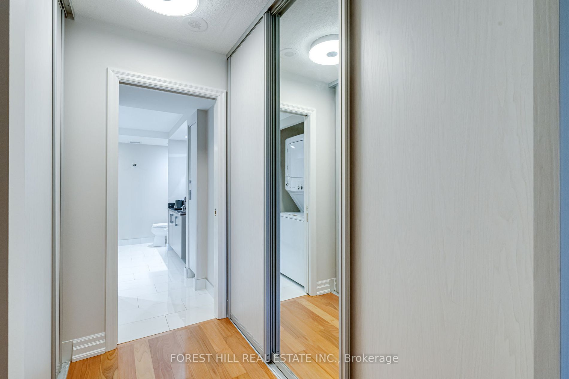 2727 Yonge St, #416