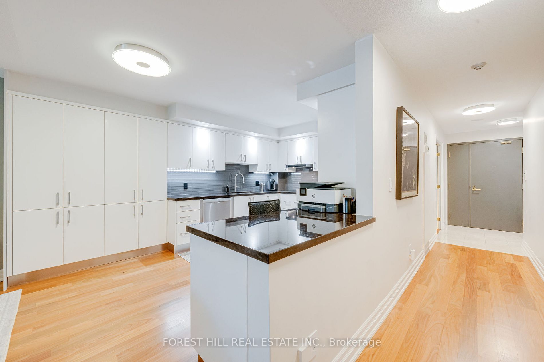 2727 Yonge St, #416