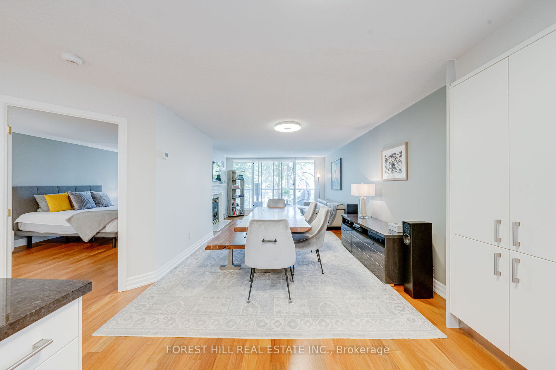 2727 Yonge St, #416