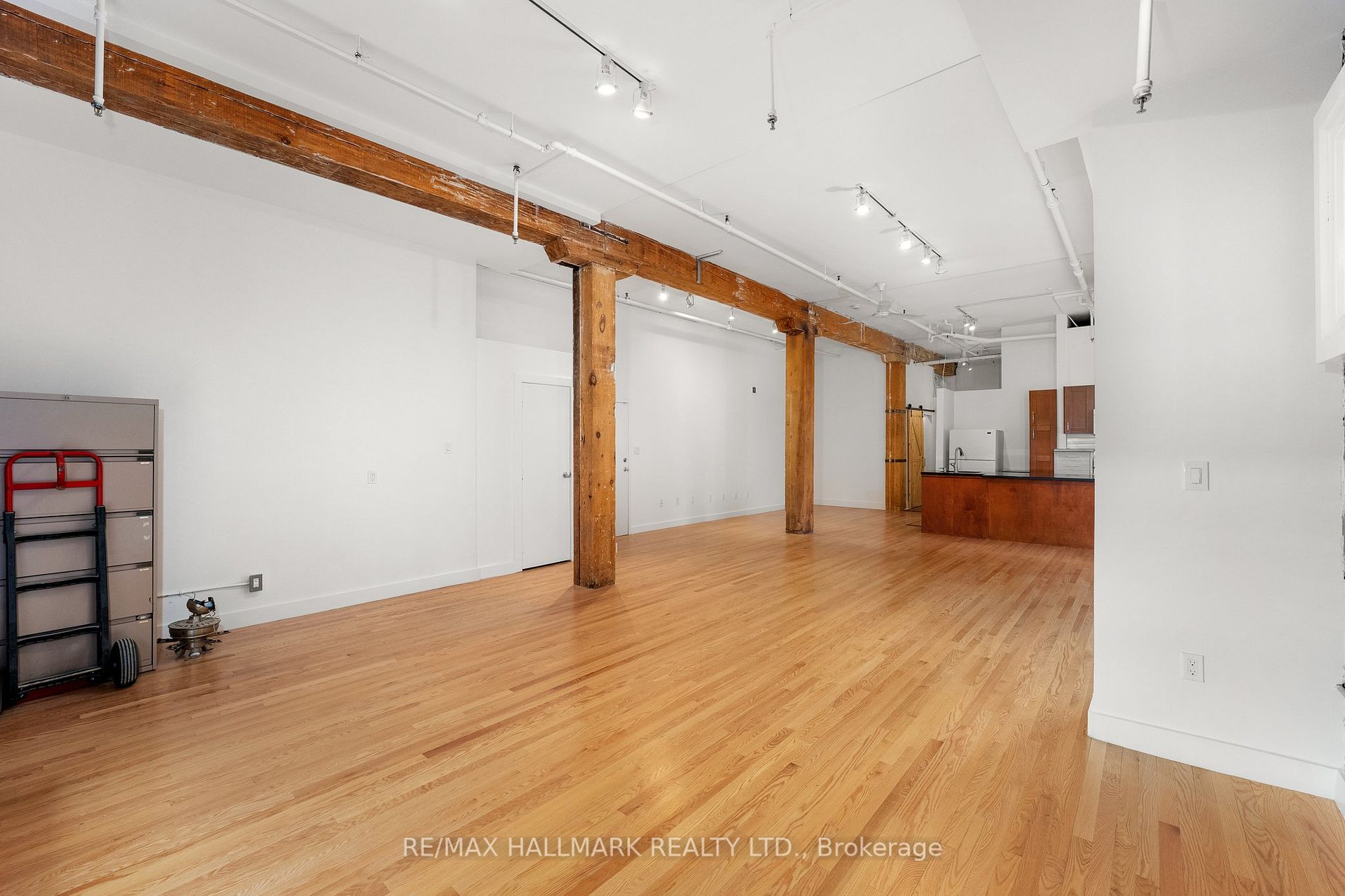535 Queen St E, #5