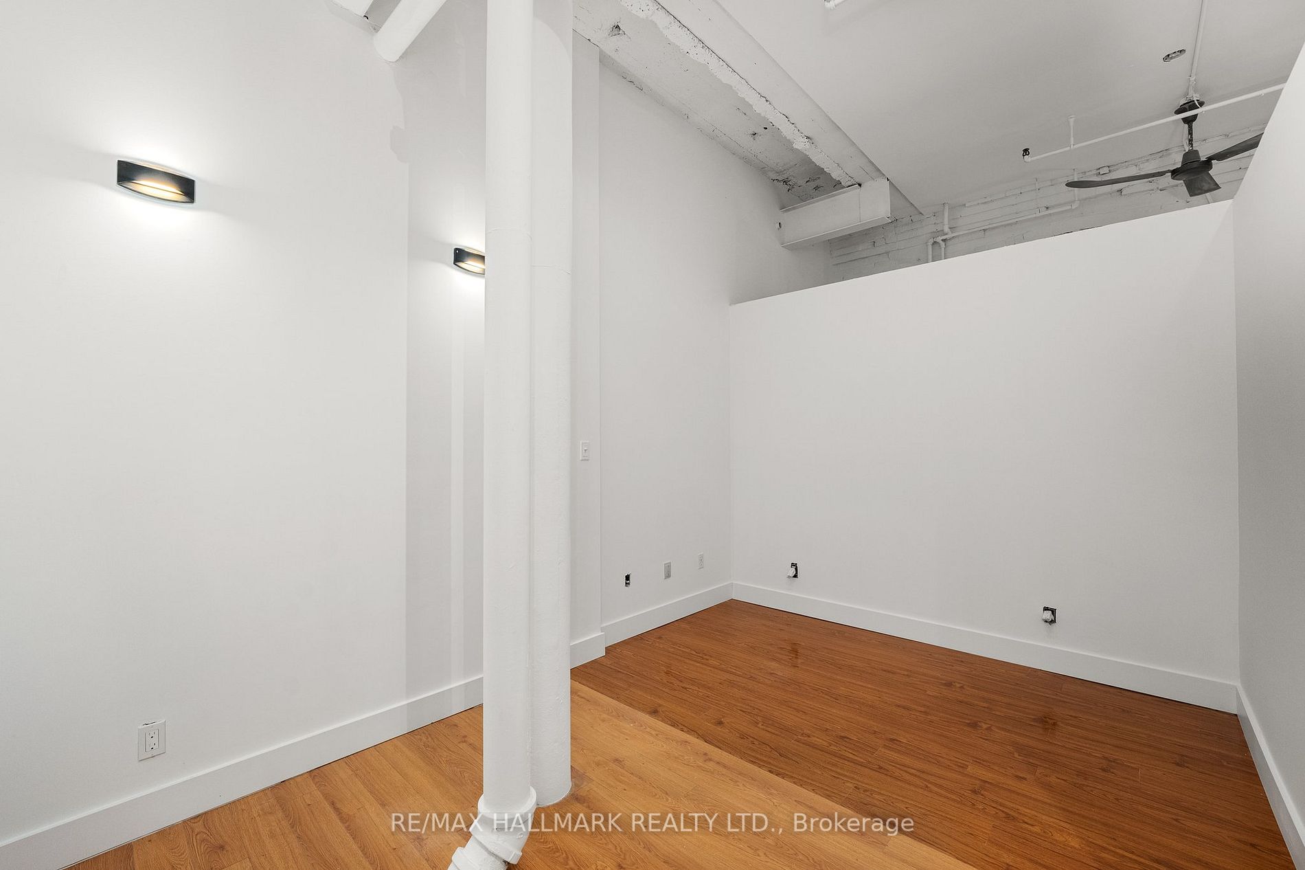 535 Queen St E, #5