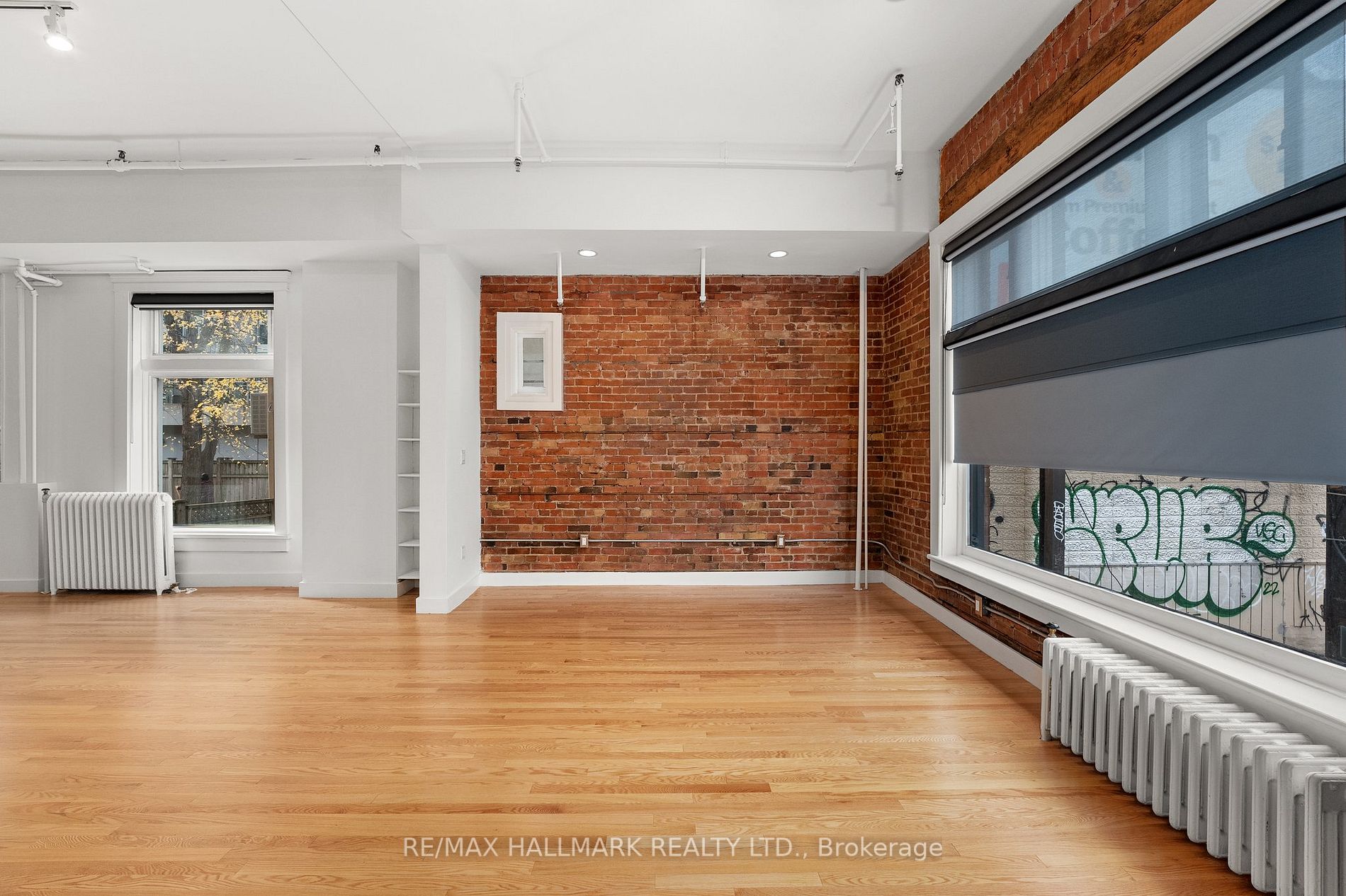 535 Queen St E, #5