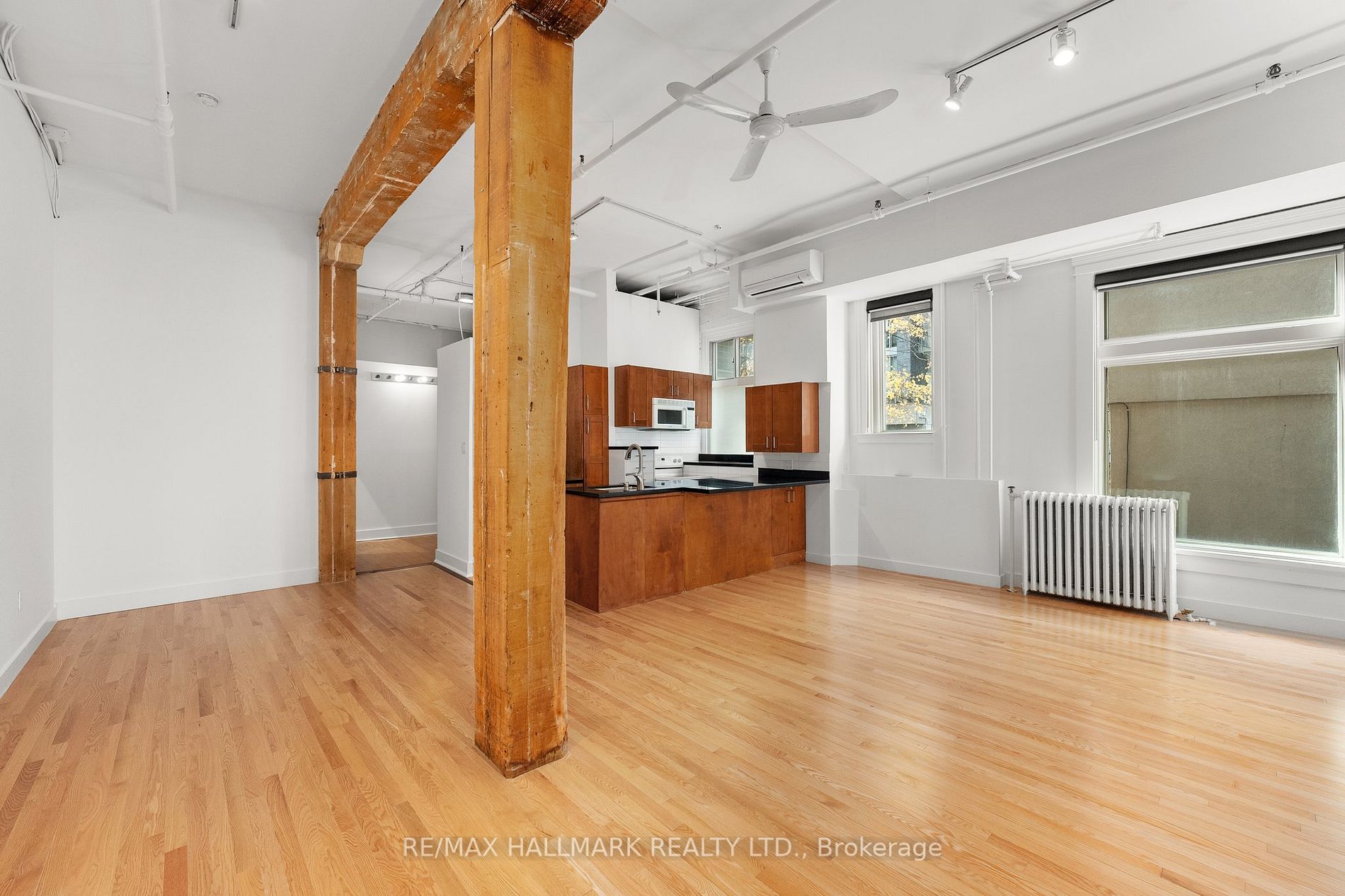 535 Queen St E, #5